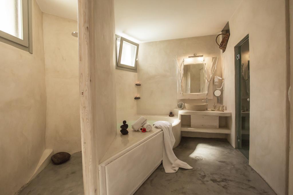 Love Nest With Hot Tub, Hammam & Outdoor Cinema Akrotiri  Exterior photo